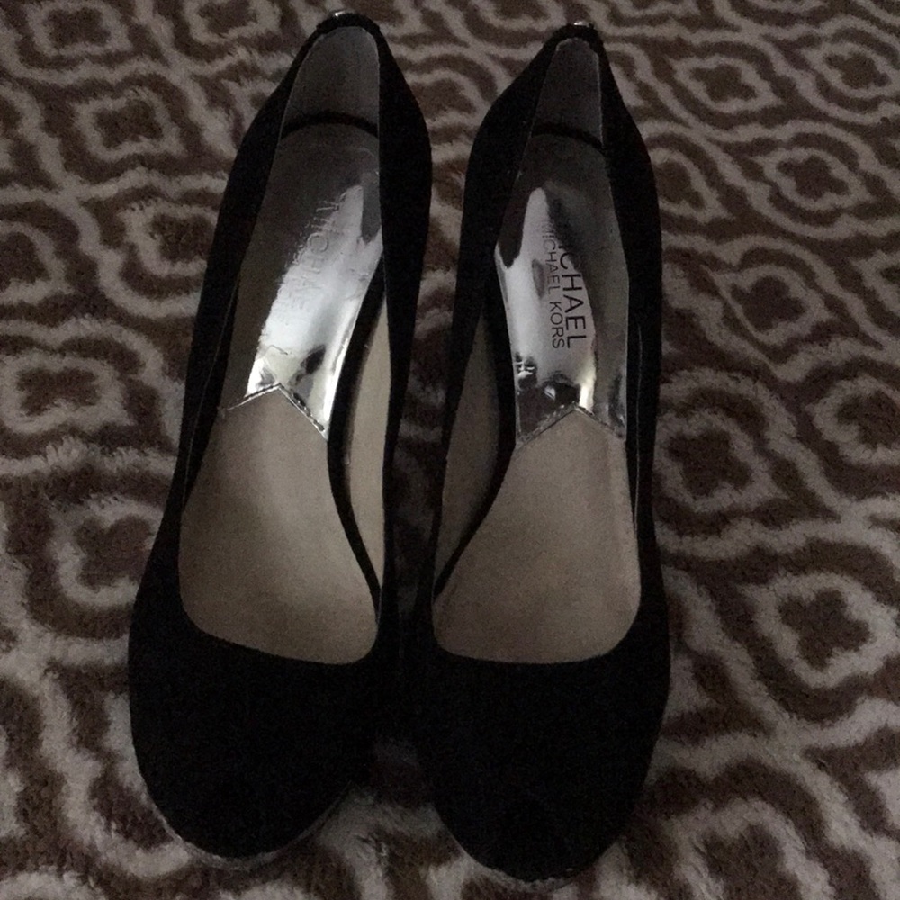 Michael Kors Heel Pump Suede